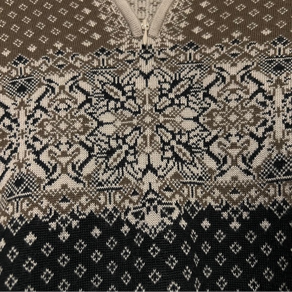 Icewear Black and Brown Patterned Women's Sweater - Picture 6 of 10